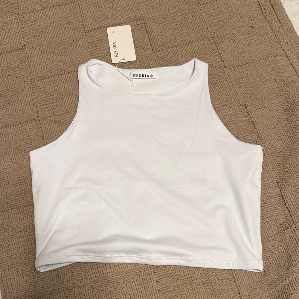 ReoRia Classic White Tank Top